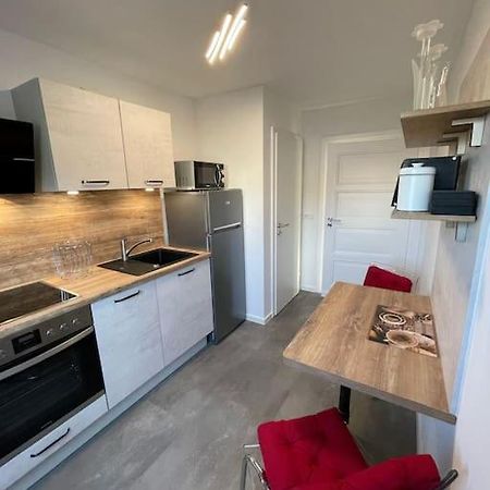 Komfortable Ferienwohnung In Halle-Kroellwitz Halle  Buitenkant foto