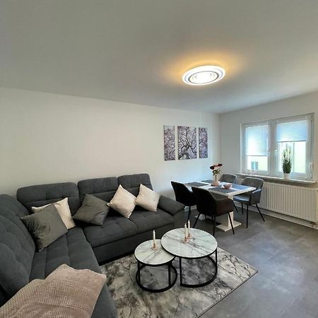 Komfortable Ferienwohnung In Halle-Kroellwitz Halle  Buitenkant foto