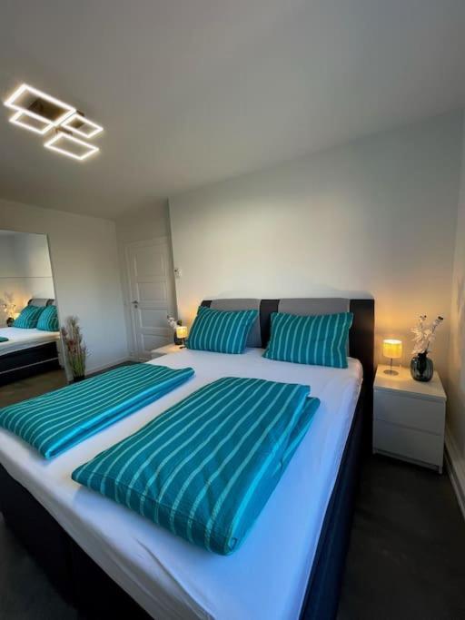 Komfortable Ferienwohnung In Halle-Kroellwitz Halle  Buitenkant foto